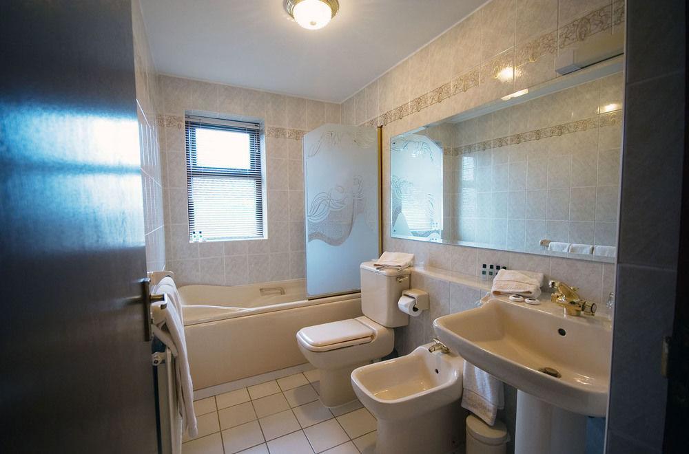 Grimstock Country House Hotel เบอร์มิงแฮม ภายนอก รูปภาพ
