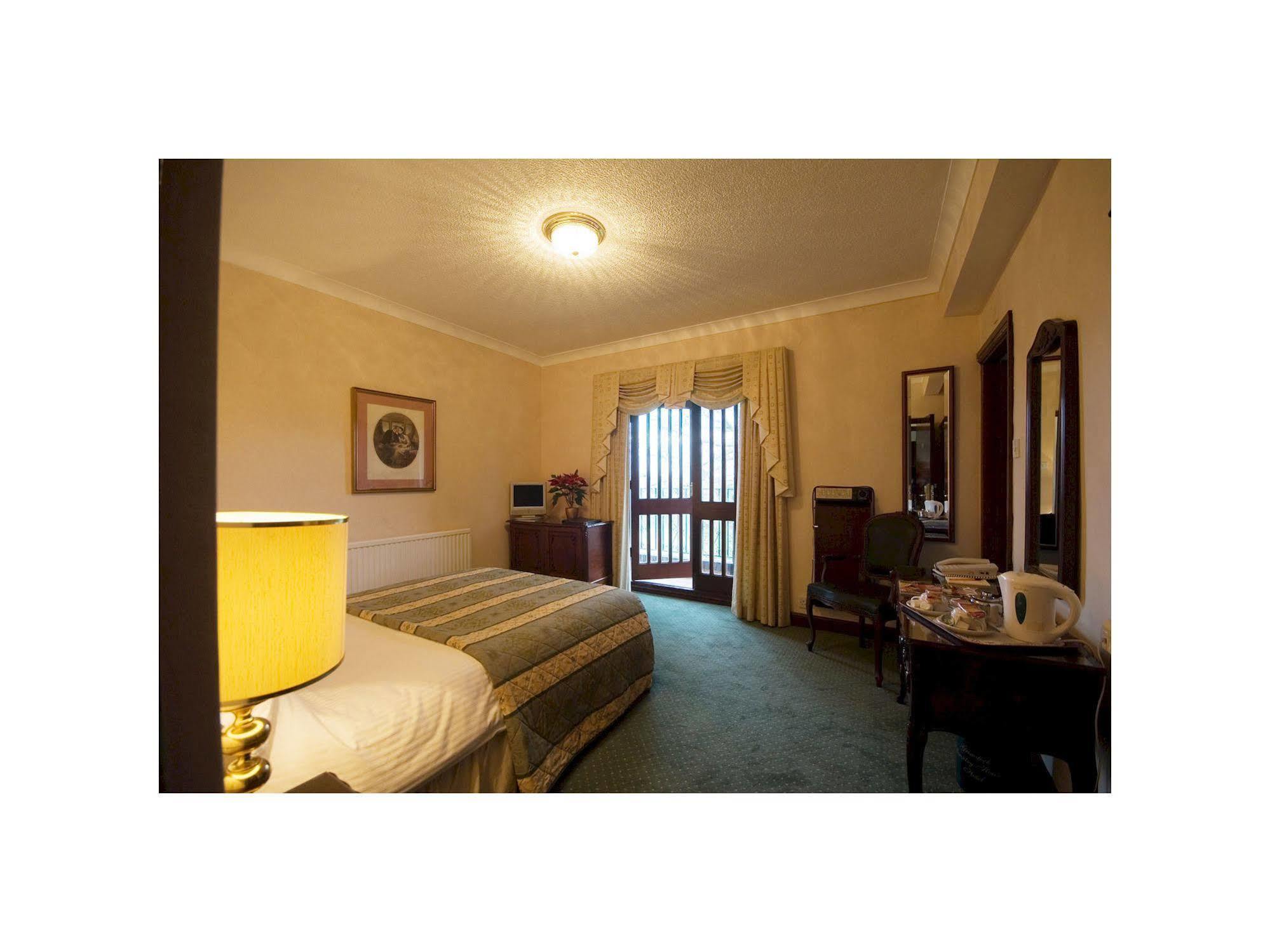 Grimstock Country House Hotel เบอร์มิงแฮม ภายนอก รูปภาพ